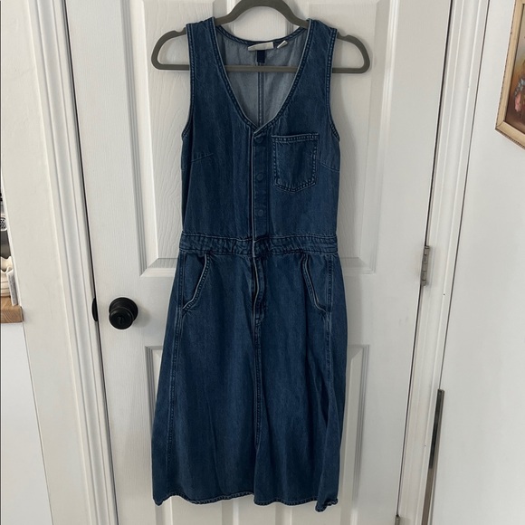 Universal Thread Dresses & Skirts - Universal Thread Blue Denim Midi Dress